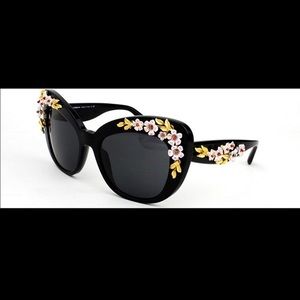 Dolce & Gabbana Singlasses